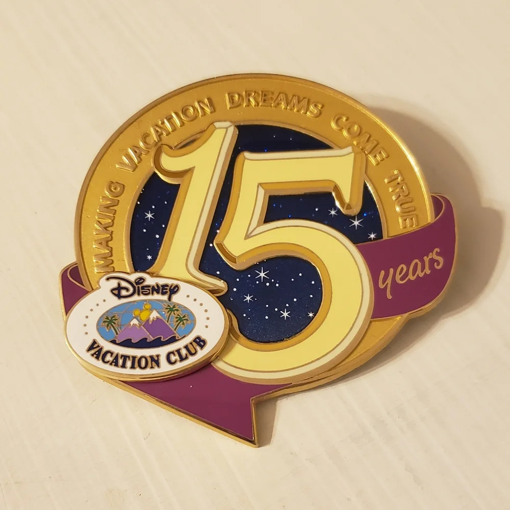 Disney Vacation Club Pin 15 years Making Vacation Dreams Come True